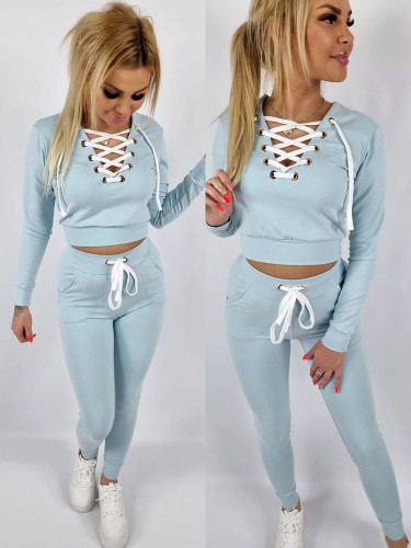 Komplet bluza dekolt wiązany + spodnie błękitny K166